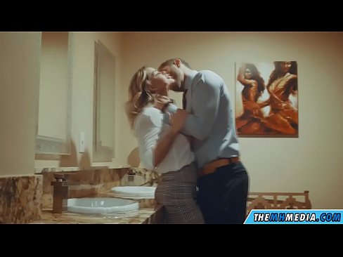 ❤️ Når en barmfagre blondine forfører deg på et offentlig toalett ️ Porno hos oss no.special-grasser.ru ﹏